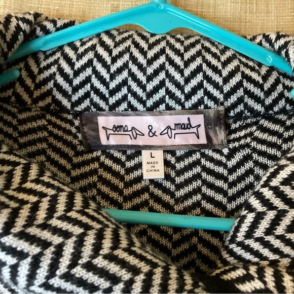 oona & maud Anthropology Zip Front Sweater women’s‎ size Large black and white - Picture 3 of 5